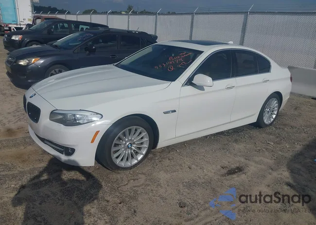 WBAFR7C50BC804345: 43318179