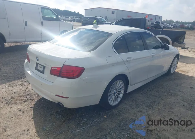 WBAFR7C50BC804345: 43318179