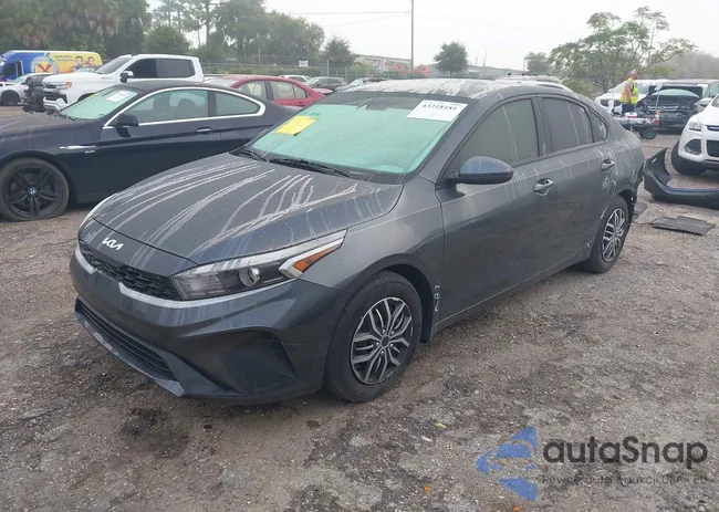 3KPF24AD3NE481177: 43318181