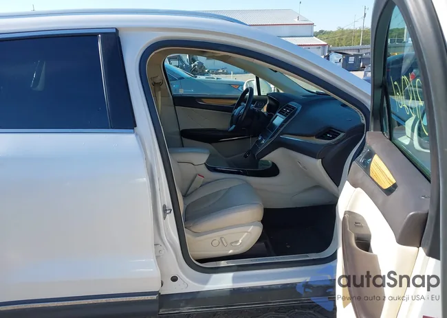 5LMCJ2A96FUJ30345: 43318261