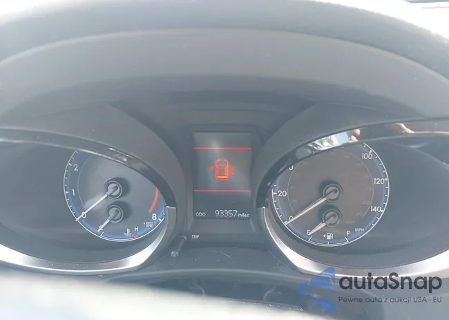 2T1BURHE6EC202596: 43318296