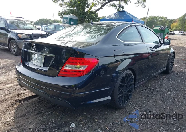 WDDGJ4HB9EG289201: 43317428