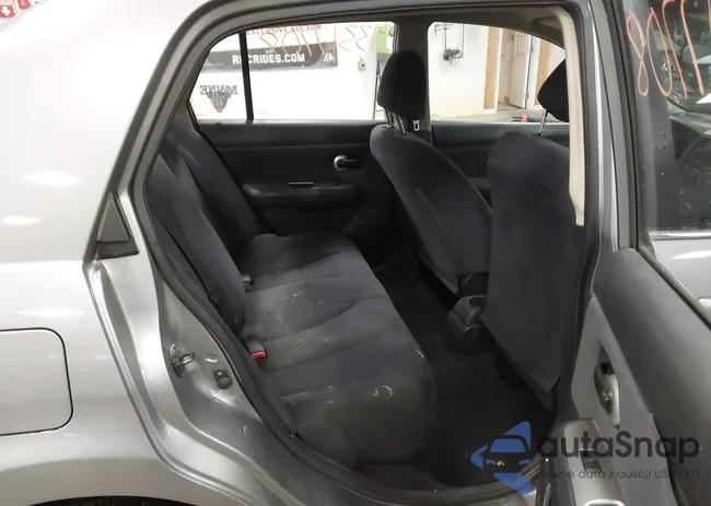 3N1BC11E08L452211: 43317708