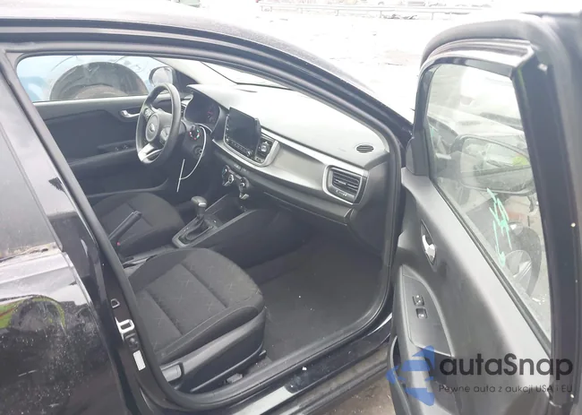 3KPA24AD5ME403007: 43317728