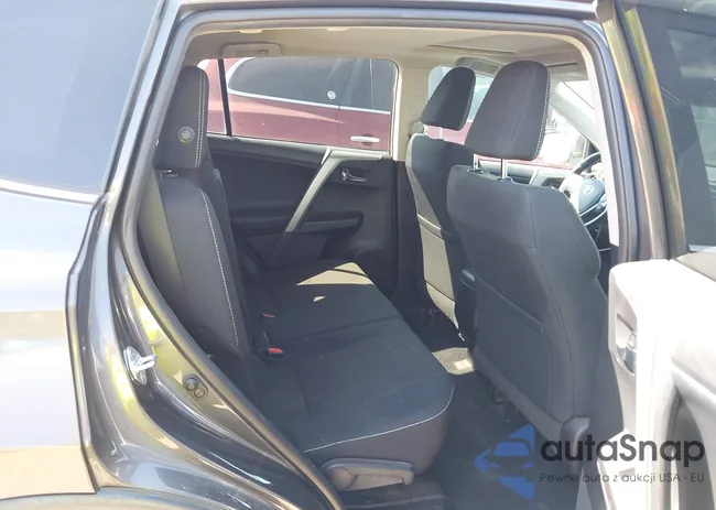 2T3RFREV2HW605045: 43318790