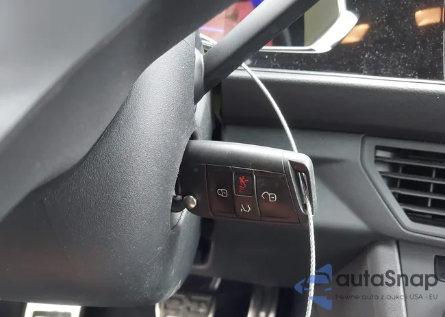 3VWBM7BU2PM050716: 43318836