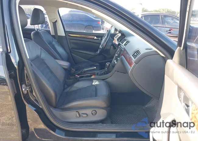 1VWCH7A33DC012717: 43318839