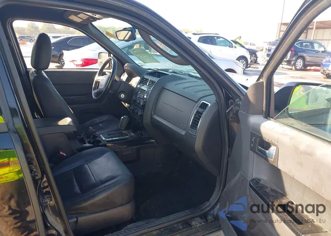 1FMCU9E79CKA78776: 43318862