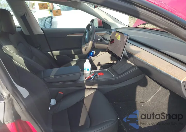 5YJ3E1EB3NF267172: 43318923