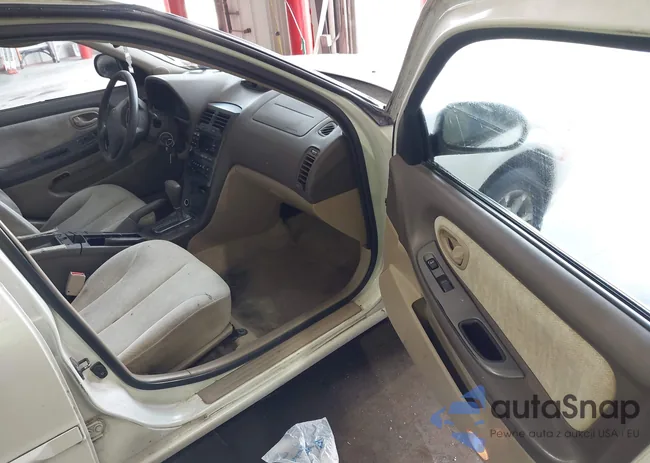 JN1CA31D71T806496: 43318965