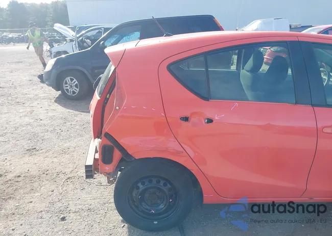 JTDKDTB3XD1042486: 43319016