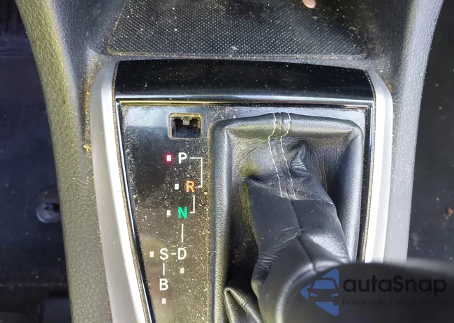 2T1BURHE8JC025933: 43319150