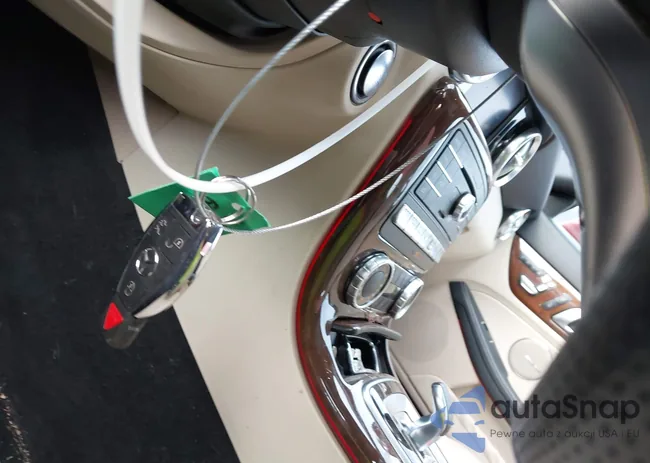 W1KPK3JA7LF172177: 43319152