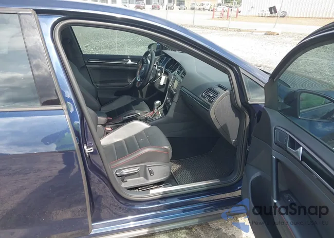 3VW447AU7HM077132: 43319182