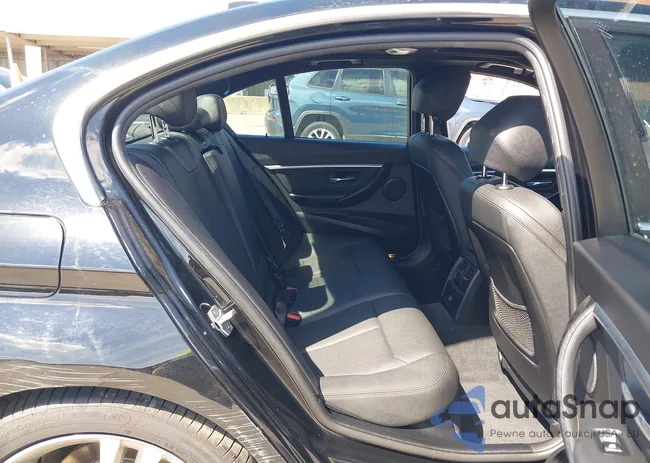 WBA8B9C54JEE83246: 43319232