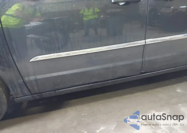 2C4RC1BG7DR667819: 43318357