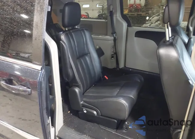 2C4RC1BG7DR667819: 43318357