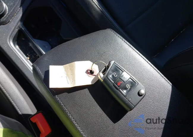 3VV2B7AX8JM149750: 43318359