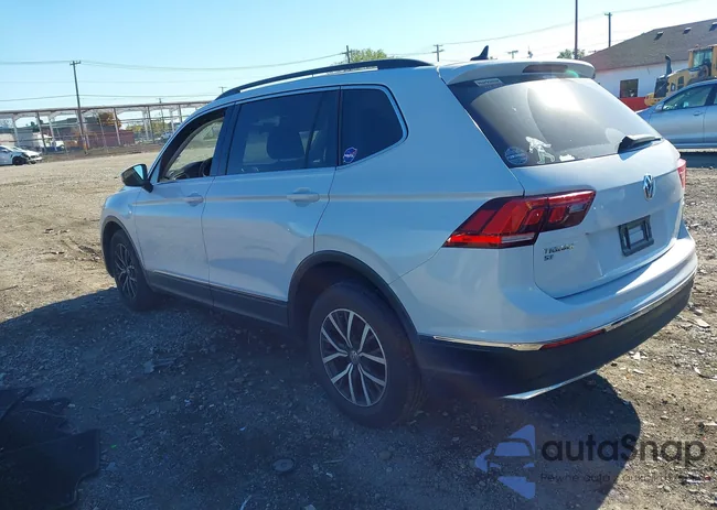 3VV2B7AX8JM149750: 43318359