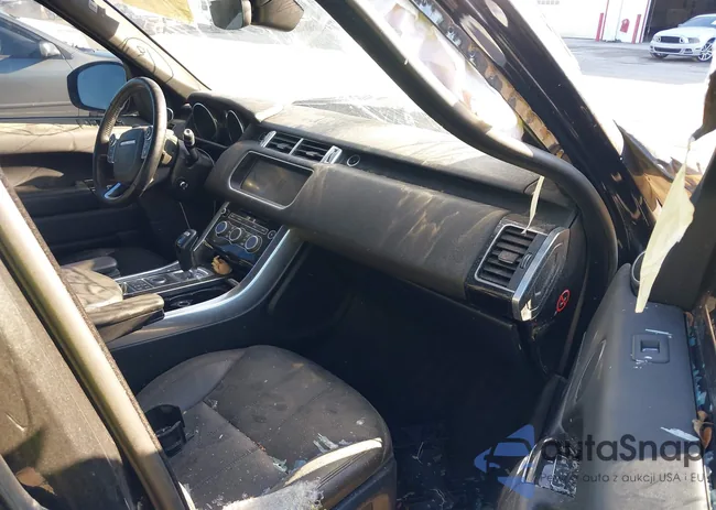 SALWR2FVXHA151070: 43318381