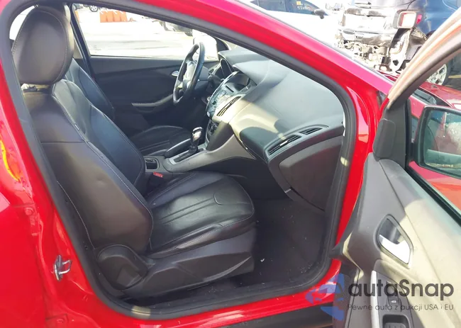 1FADP3F2XDL336921: 43318402