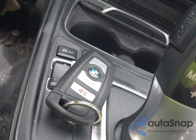 WBA8E5G30HNU42435: 43318420