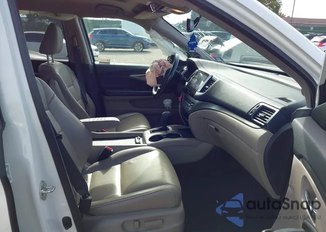 5FNYF6H51JB069481: 43318528