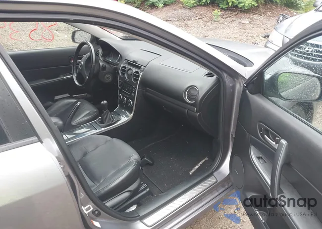 JM1GG12L671108179: 43318539