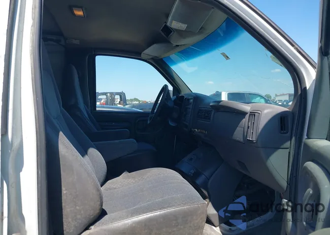 1GCFG15W821154512: 43318705