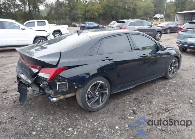 KMHLR4AF5PU569308: 43319783