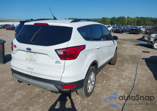 1FMCU0HD2KUA94429: 43319798