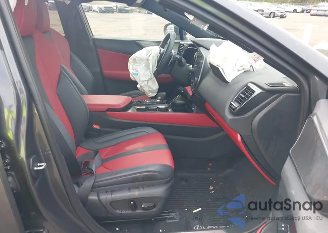 2T2KGCEZ6RC042328: 43319824