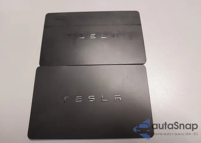 5YJYGDEE9LF014527: 43319884