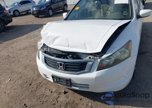 1HGCP26889A136872: 43319915