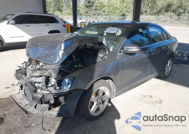 3VWLL7AJXDM406369: 43319941