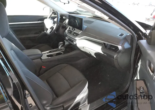 1N4BL4DW6PN329827: 43320134