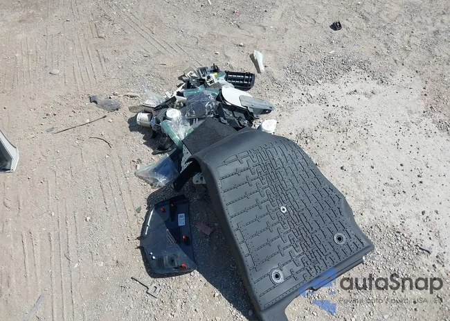 5LMYJ8XY1NNL00322: 43319428