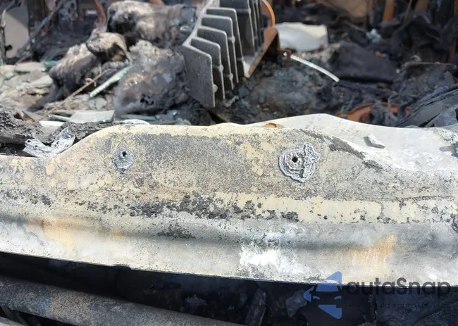 1GKS2JKJ6FR182648: 43320736