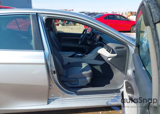 4T1C11AKXMU613771: 43320746