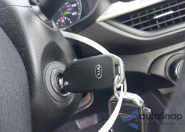 3KPF24AD1LE185409: 43320770