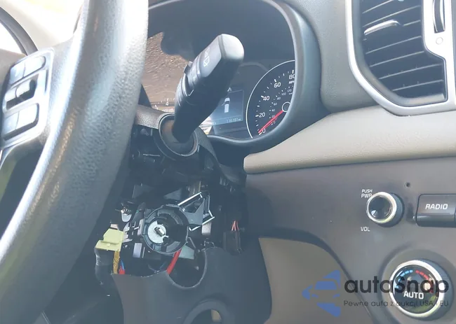 KNDPMCAC7J7326318: 43320778