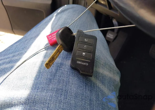 2T2HK31U07C036573: 43320800