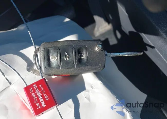 3VWDZ7AJ4BM350025: 43320942