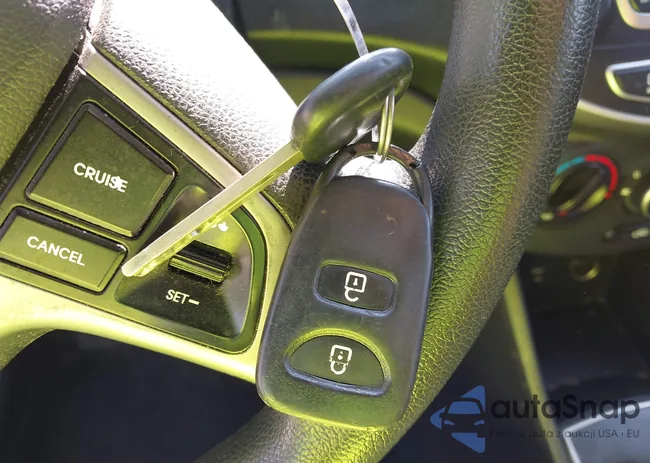 KMHCT5AE8GU256431: 43321216