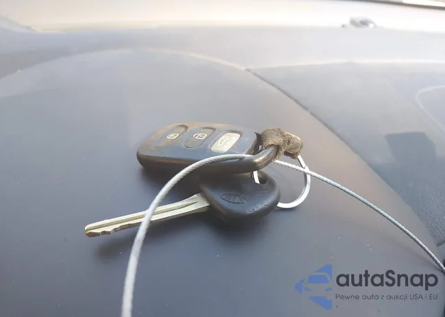 KNAFU4A22A5280429: 43321289