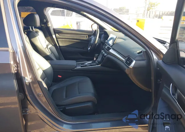 1HGCV1F30KA022276: 43320367