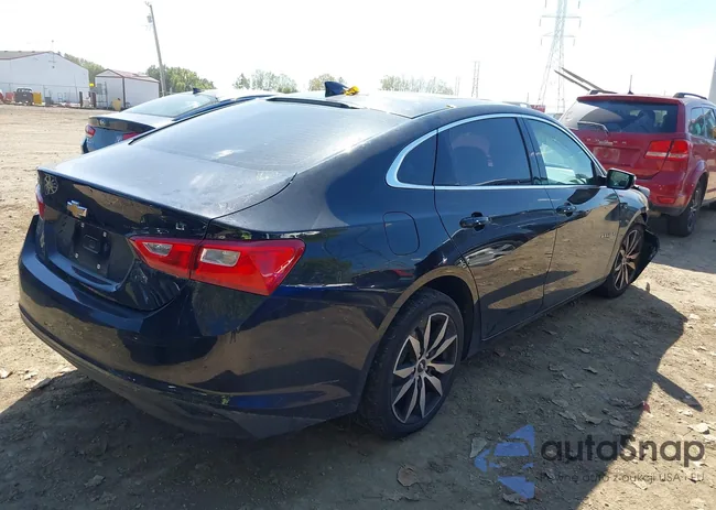 1G1ZE5ST4HF215332: 43320406