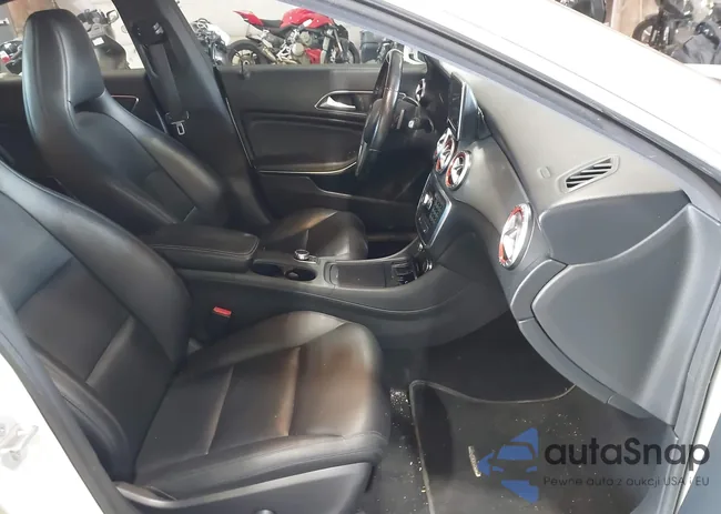 WDDSJ4GB9EN153609: 43320419