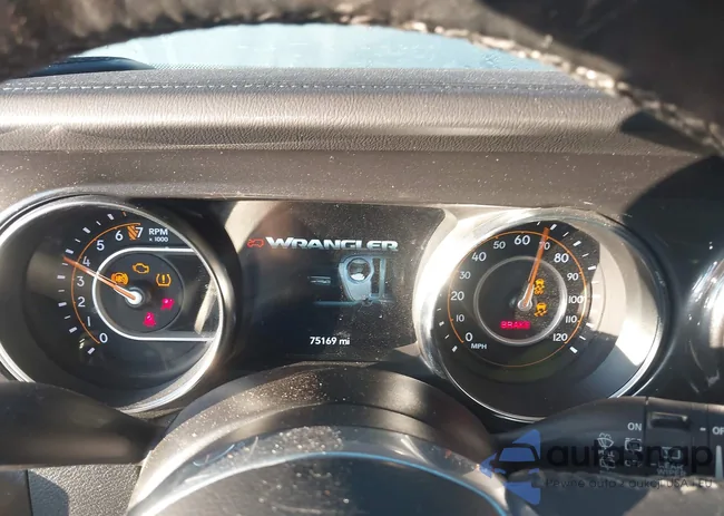 1C4HJXEG3MW782859: 43320520