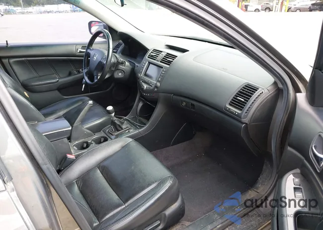 1HGCM65856A026780: 43320568